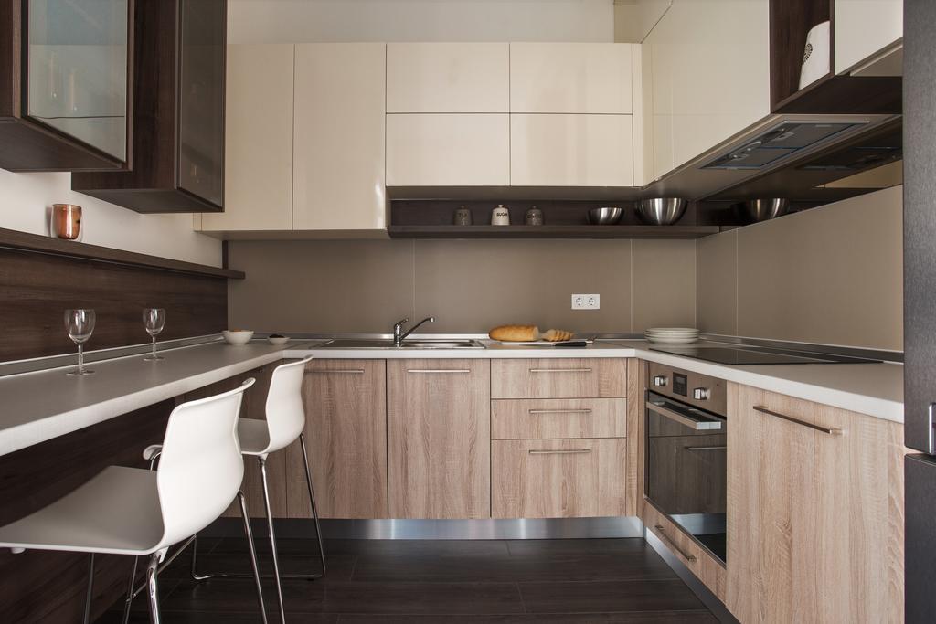 Modern Double Bedroom Apartment In Arkadia Odesa Exterior foto